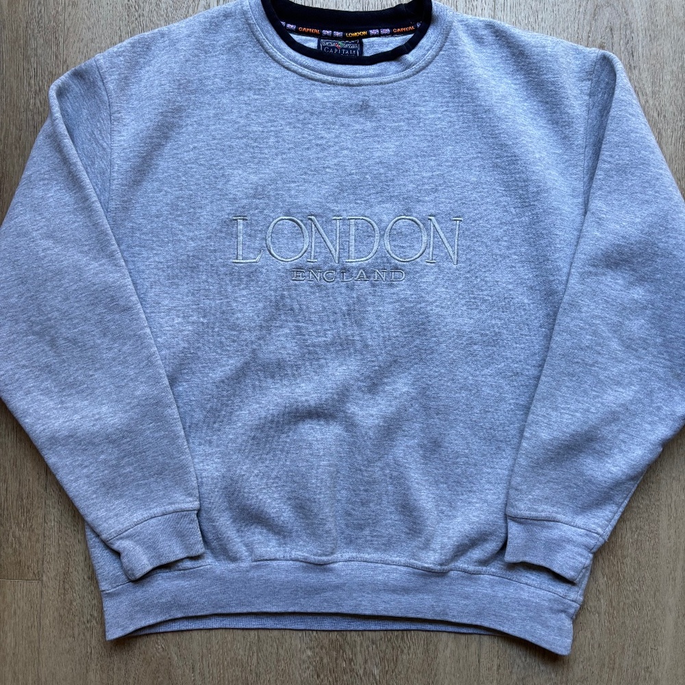 Vintage 90s Capital London Crewneck Sweatshirt Pullover Grey